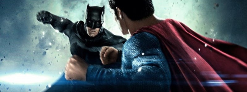 Зак Снайдер представил постер «Бэтмена против Супермена» спустя 2 года