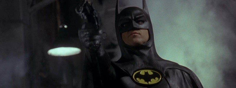 Показано, как выглядит Майкл Китон в фильме «Бэтмен будущего»