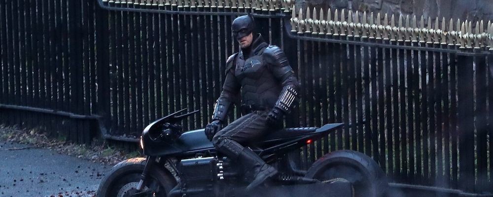 Детальный взгляд на новый мотоцикл Бэтмена из «Флэша»