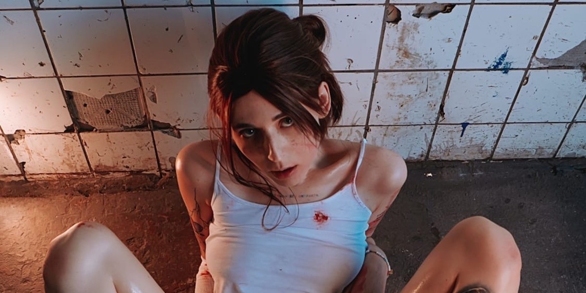 Модель из Грузии сделала откровенный косплей на Элли из The Last of Us 2