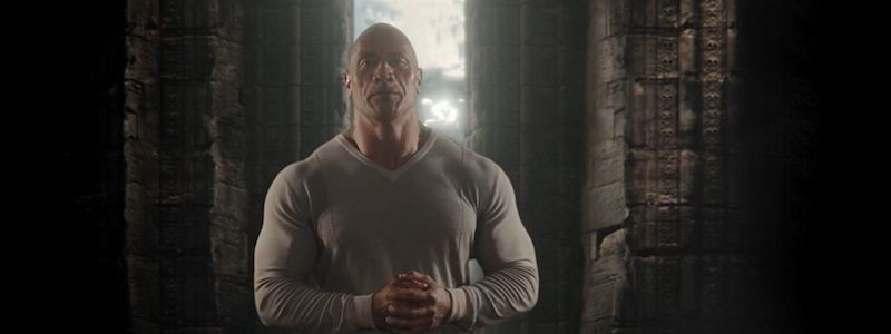 Дуэйн Джонсон показал костюм Черного Адама в DCEU